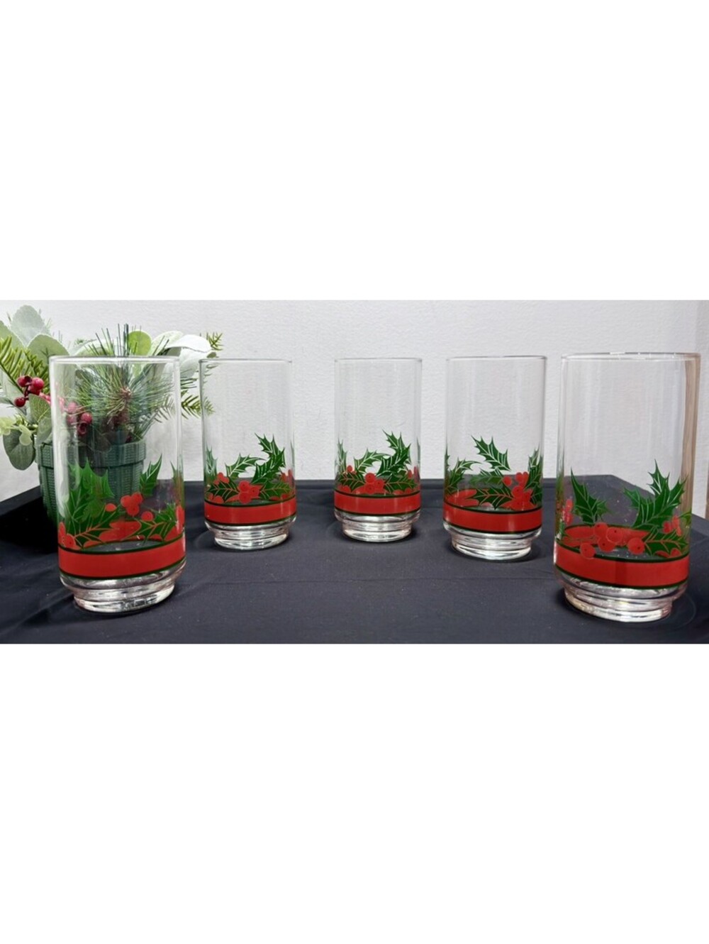 Libbey Christmas Glasses Tumblers Holly & Berries 15 oz Vintage Lot of 5